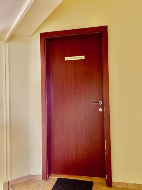 Pensiunea Casa Saxonia Rîşnov Ngoại thất bức ảnh